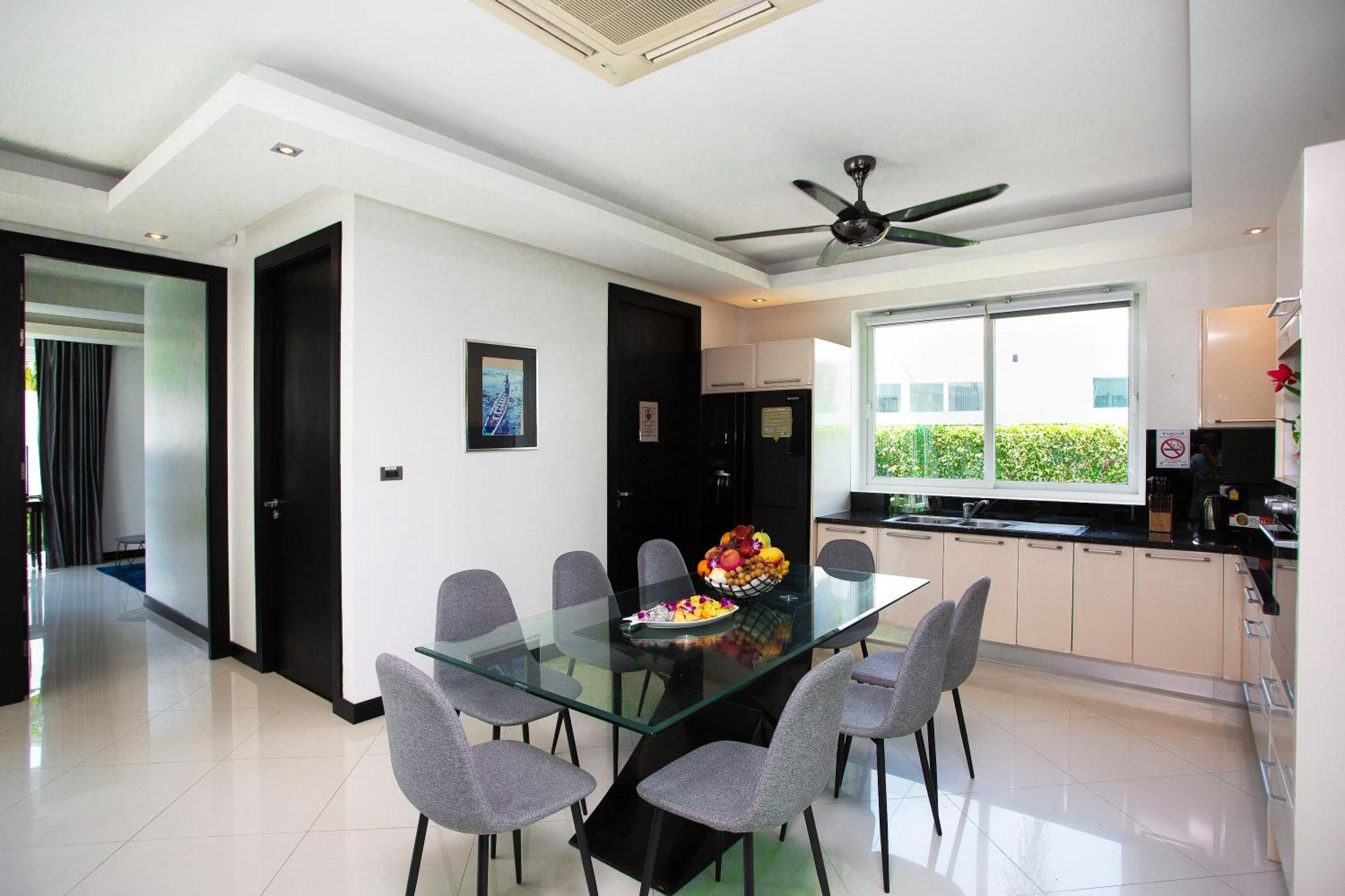 Premium Pool Villa Pattaya Jomtien Beach Room photo
